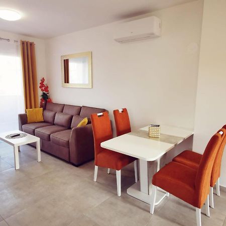 Apartmani Marco,Lukas,Patrick,David,Blizu Centra I Mora Sa Free Privatnim Parkingom Pula Luaran gambar