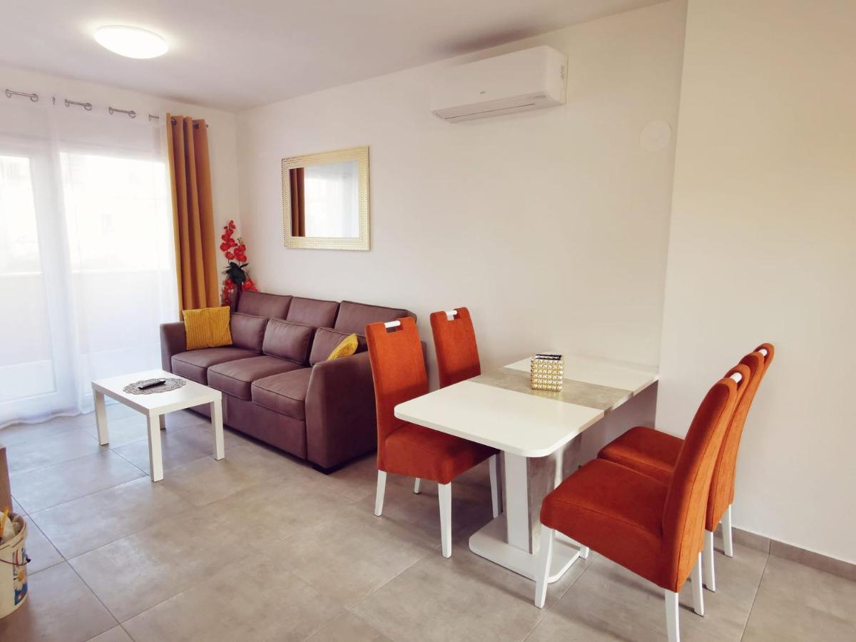 Apartmani Marco,Lukas,Patrick,David,Blizu Centra I Mora Sa Free Privatnim Parkingom Pula Luaran gambar