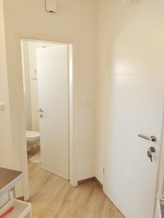 Apartmani Marco,Lukas,Patrick,David,Blizu Centra I Mora Sa Free Privatnim Parkingom Pula Luaran gambar